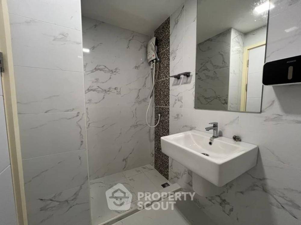 picture 1-BR Condo at Maxxi Condo Rachayothin-Phahol 34 near BTS Kasetsart University (ID 1105480) - 7/17