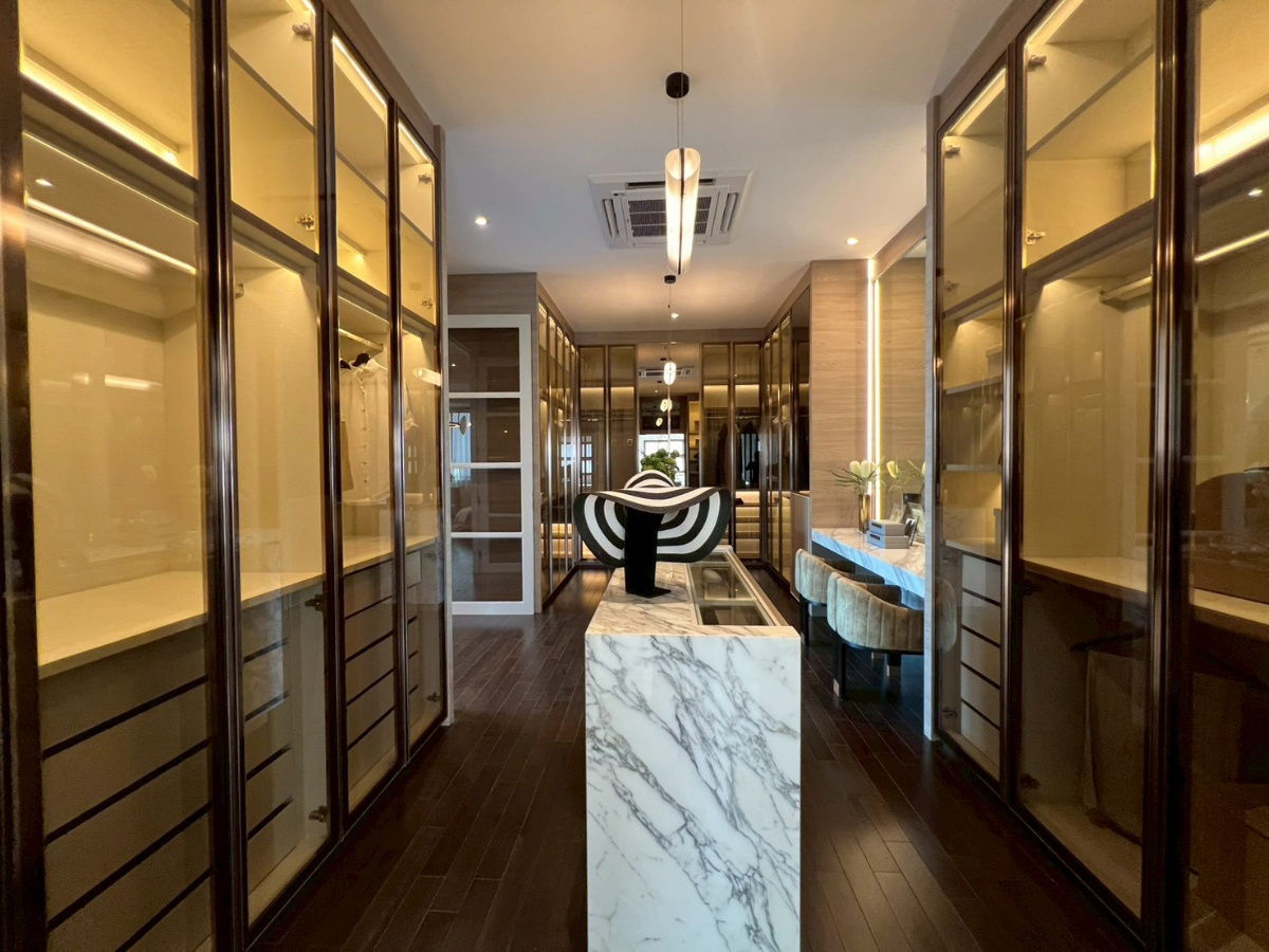 picture A luxurious 3-story mansion, part of the NEW SERIES at the GRAND BANGKOK BOULEVARD Yard BANGNA project. Exclusive to only 31 families. By SC ASSET. - 8/19