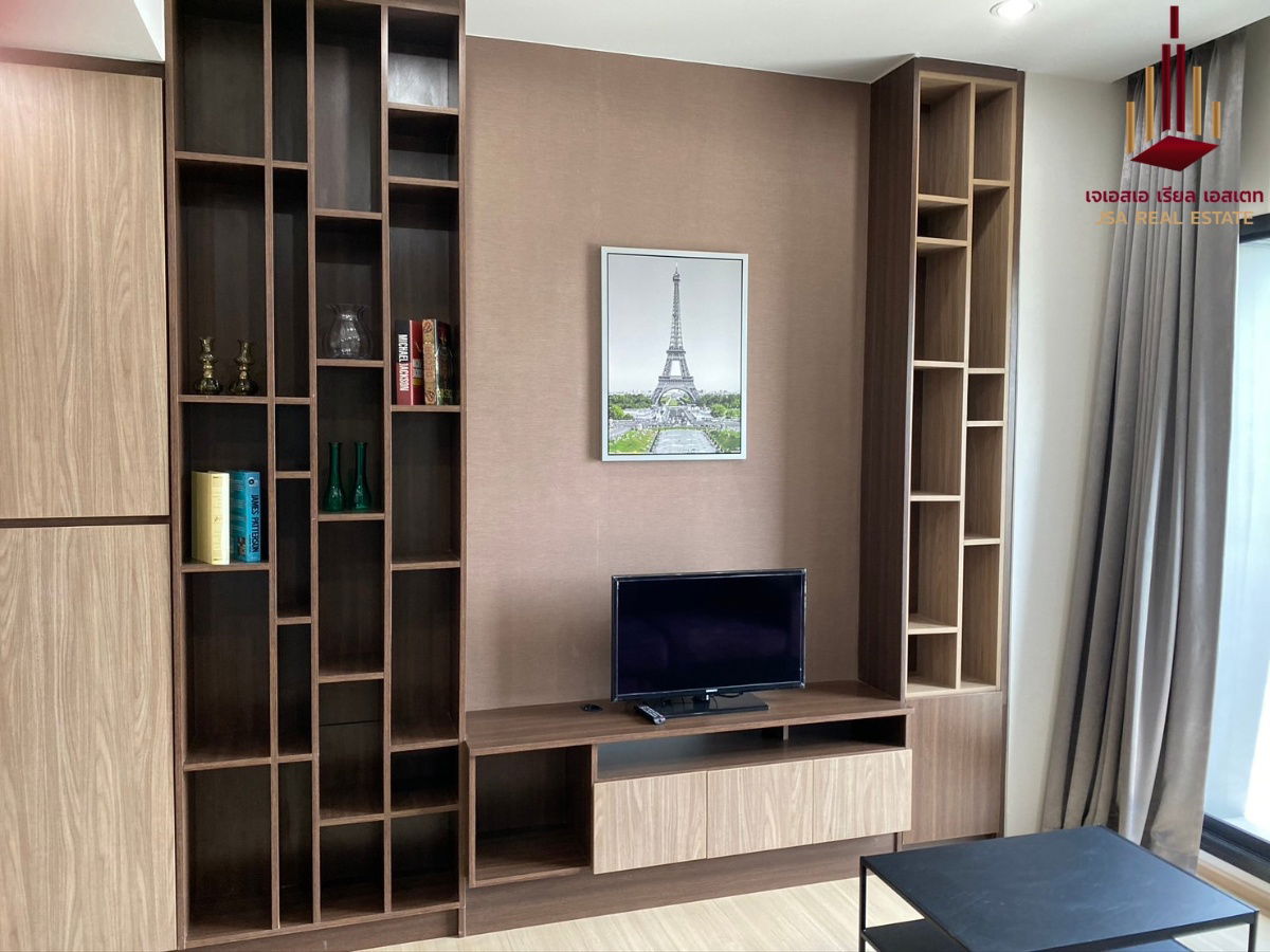 picture ✨ For Sale: The Capital Ekamai - Thonglor Condo ✨   💰 Only 5,700,000 THB - 2/8