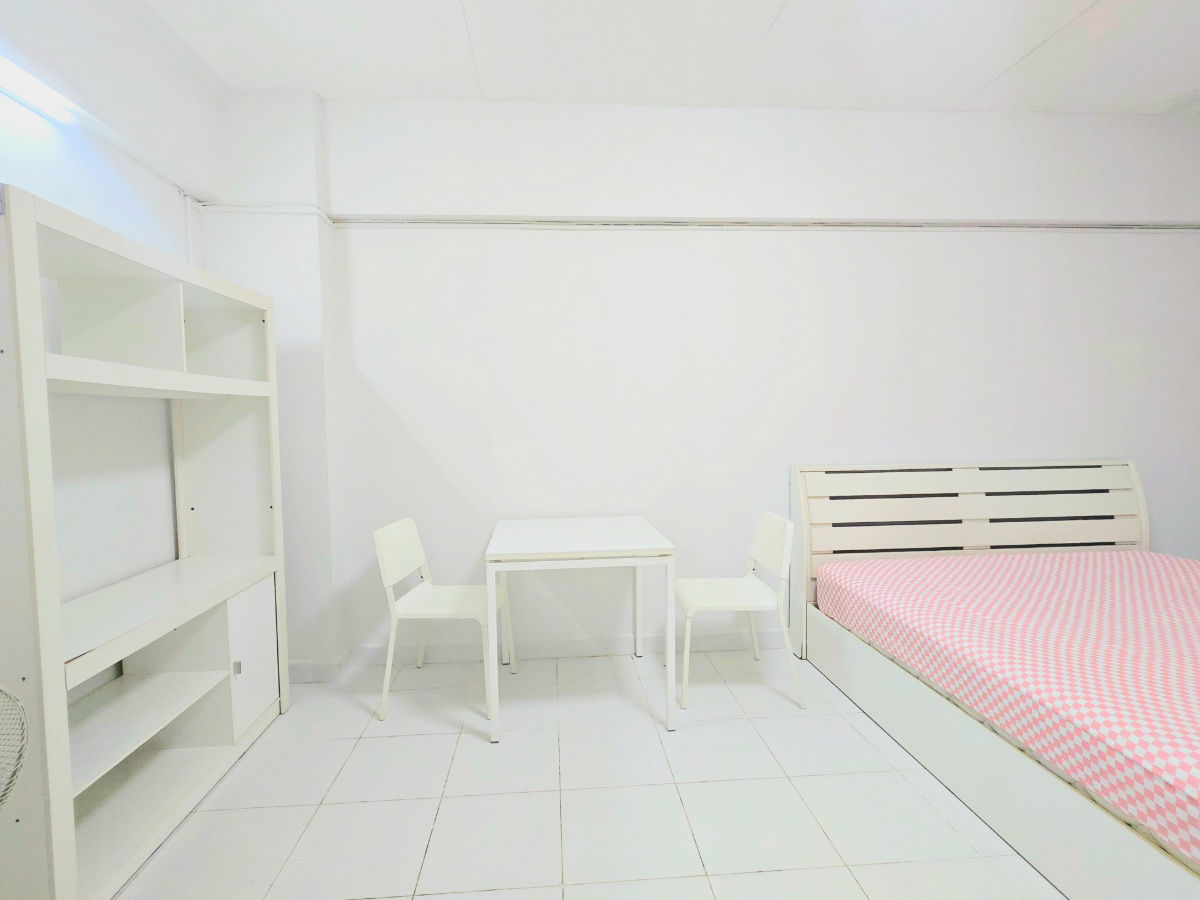 picture Condo for Sale at Pattanakarn Life Complex Building 2 Floor 7 - 3/11