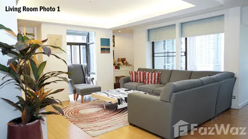 Spacious Full-Floor Luxury Condo on Trendy Soi Chitlom 5902833