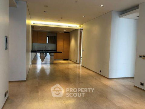 คอนโด 2-ห้องนอน ที่ ศาลาแดง เรสซิเด้นซ์ คอนโดมิเนียม ใกล้ MRT สีลม (ID 1588725)