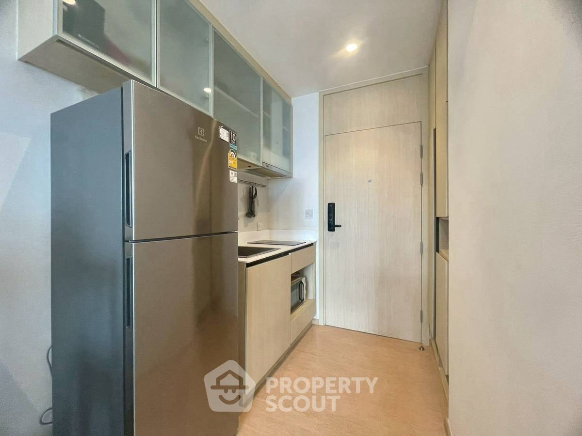 picture 1-BR Condo at Maru Ekkamai 2 near BTS Ekkamai (ID 2472886) - 4/8