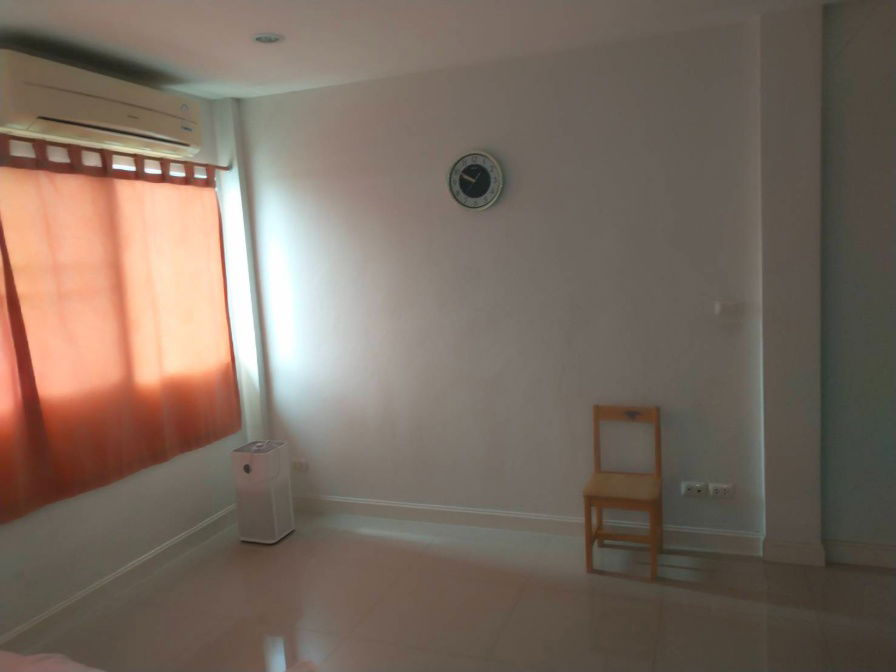 picture sale building 3 stoies near Pracah utit - wat Kusang - 10/12