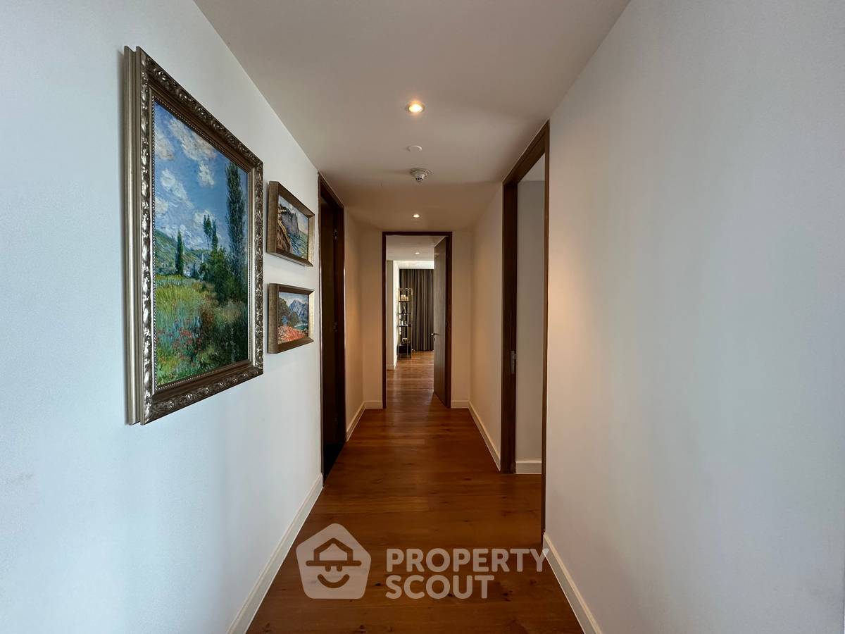 picture 3-BR Condo at 185 Rajadamri near BTS Ratchadamri (ID 1757459) - 19/37