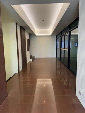 picture FOR RENT OFFICE PROPERTY 115500 BAHT per MONTH - 5/8
