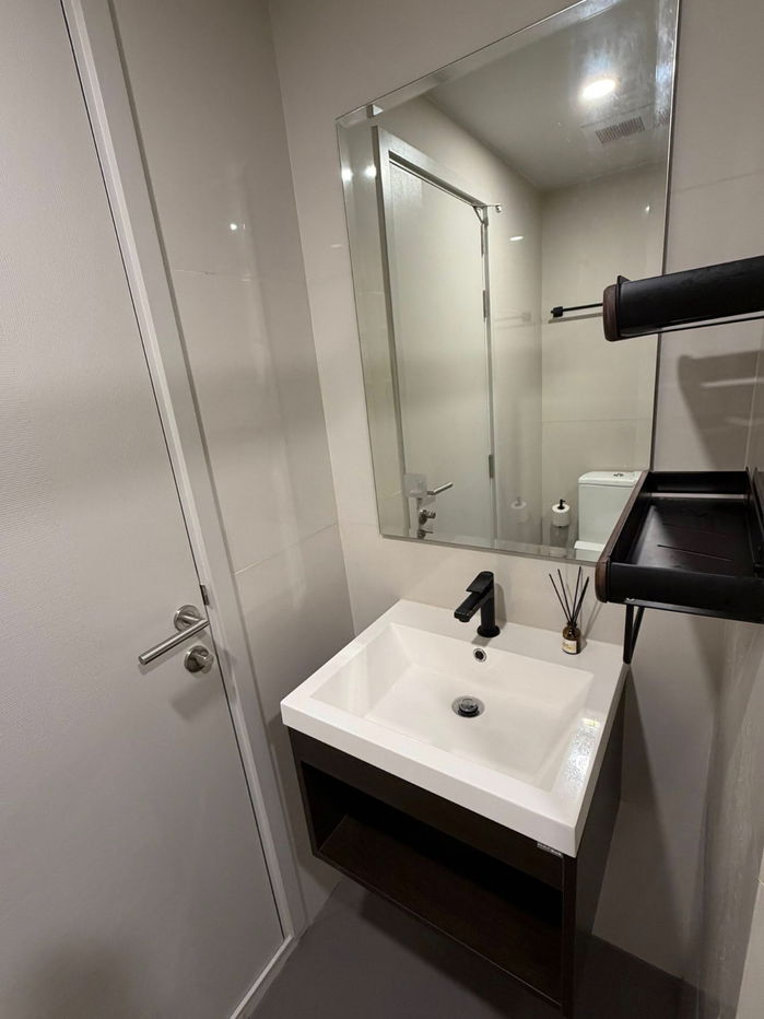 รูป 🎈#FM2310_113🎈💥ด่วน💥ว่างชัวร์ รีบคลิก ก่อนหลุดมือ‼️ 𝗙𝗼𝗿 𝗥𝗲𝗻𝘁 1️⃣5️⃣k.🔥🔥#ใกล้MRTห้วยขวาง คอนโด :  ควินทารามายเจนรัชดาห้วยขวาง  - รูปที่ 8/11