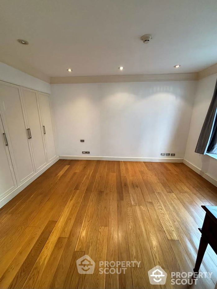 picture 4-BR Condo at All Seasons Mansion Condominium near BTS Phloen Chit (ID 2240530) - 22/26