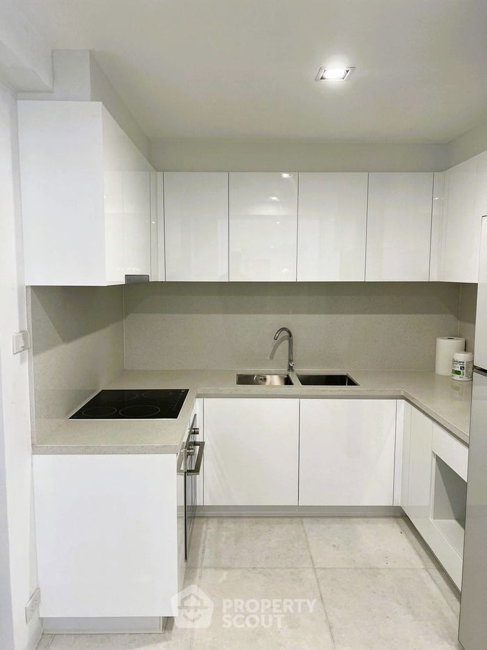 picture 2-BR Condo at Sukhumvit House Condominium near MRT Sukhumvit (ID 1930512) - 2/21