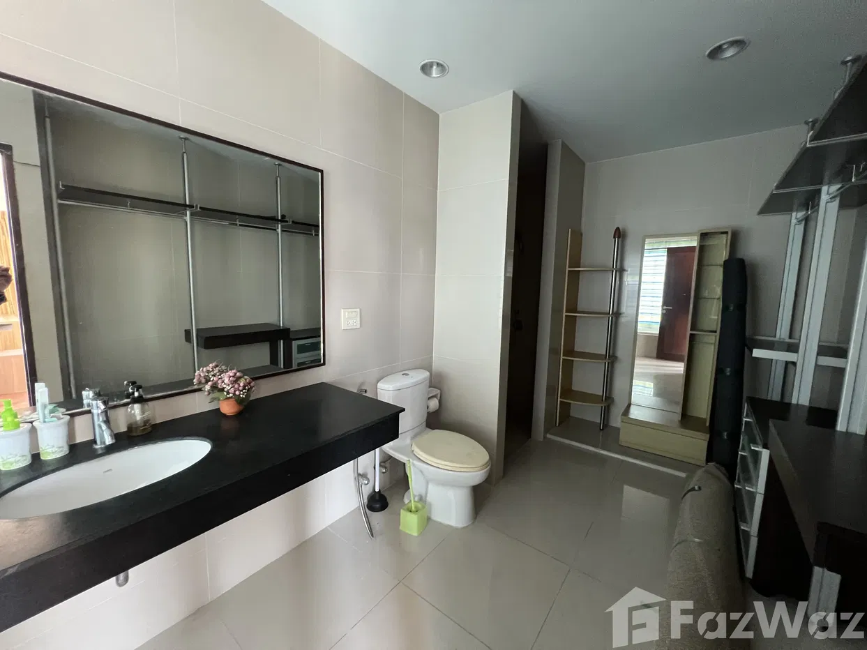 picture . 5924760 - 15/19