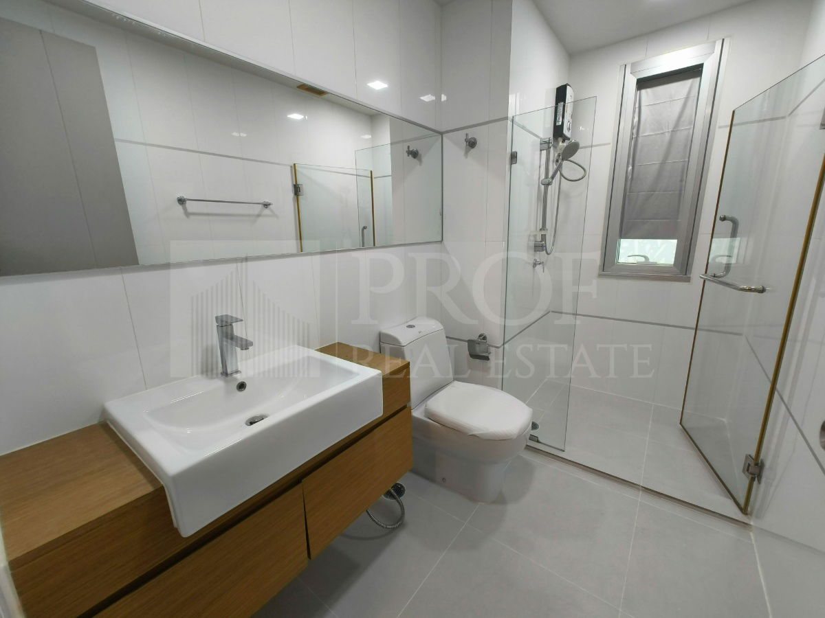 รูป พร้อมอยู่!! คอนโด Thru ท่องหล่อ (28,000 บาท) - รูปที่ 10/14