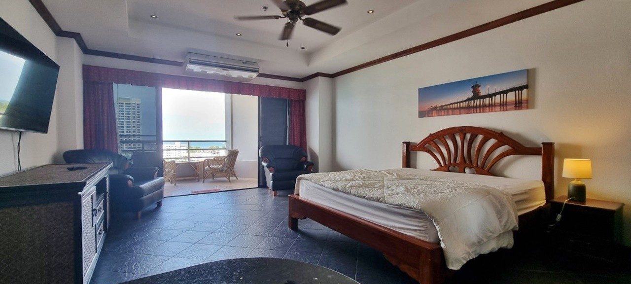 picture View Talay 3 Condo Studio for Sale - 2/13
