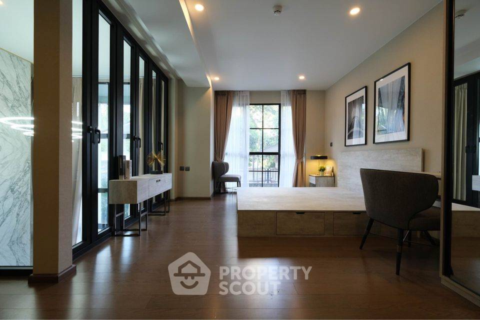 picture 2-BR Condo at Na Vara Residence near BTS Chit Lom (ID 567553) - 9/12