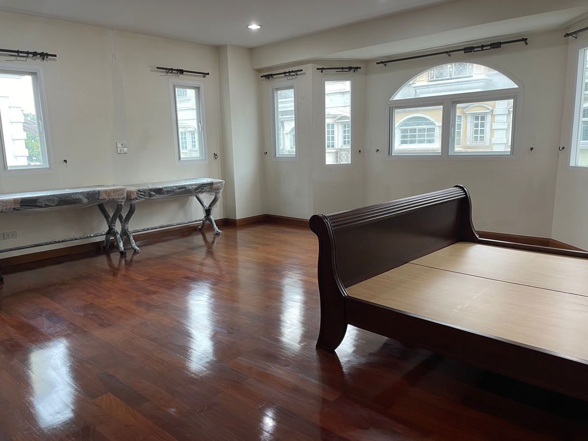 รูป 🏡 ให้เช่าทาวน์โฮมหรู 4 ชั้น / โฮมออฟฟิศ ทำเลย่านธุรกิจ ใกล้ BRT ถนนจันทน์ - รูปที่ 5/20