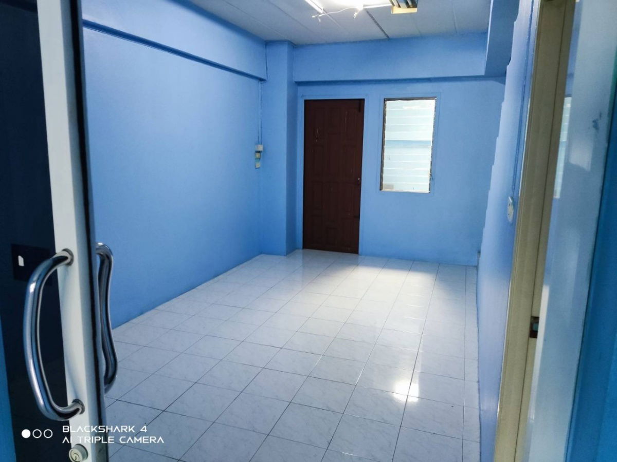 รูป ขายอาคารพาณิชย์ 2 ชั้นครี่ง มีโฉนด ในเมืองอยุธยา - รูปที่ 3/10