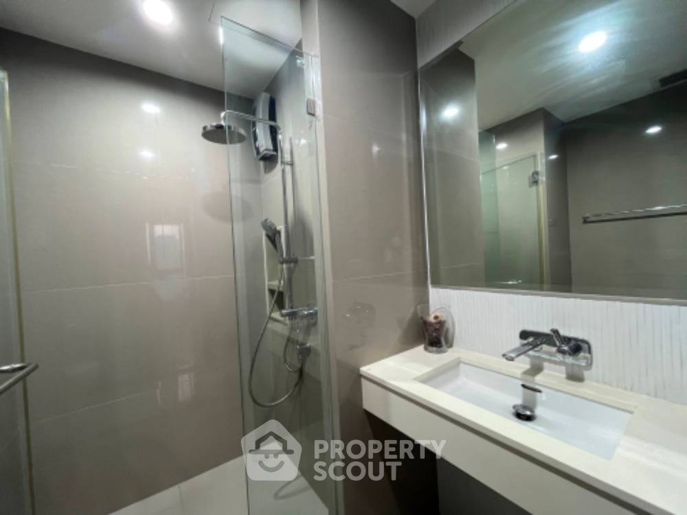 รูป คอนโด 1-ห้องนอน ที่ ริทึ่ม สุขุมวิท42 ใกล้ BTS เอกมัย (ID 761391) - รูปที่ 3/15