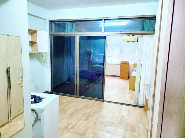 รูป ARLราชปรารถ 120ม. ตึกใบหยก 185ม. ให้เช่าอาคาร 4ชั้นครึ่ง ริมถนนใหญ่ 12ตร.วา. 200 ตร.ม..4 นอน ตลาดประตูน้ำ 600 ม. - รูปที่ 2/8