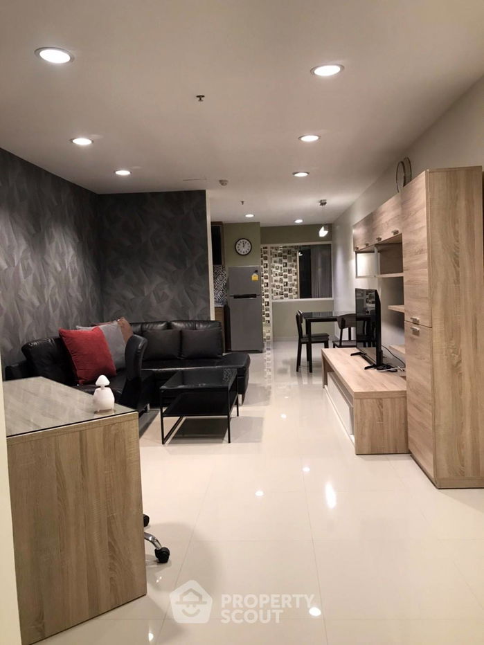 รูป คอนโด 2-ห้องนอน ที่ เดอะวอเตอร์ฟอร์ด ไดมอน ทาวเวอร์ สุขุมวิท ใกล้ BTS พร้อมพงษ์ (ID 514056) - รูปที่ 3/17