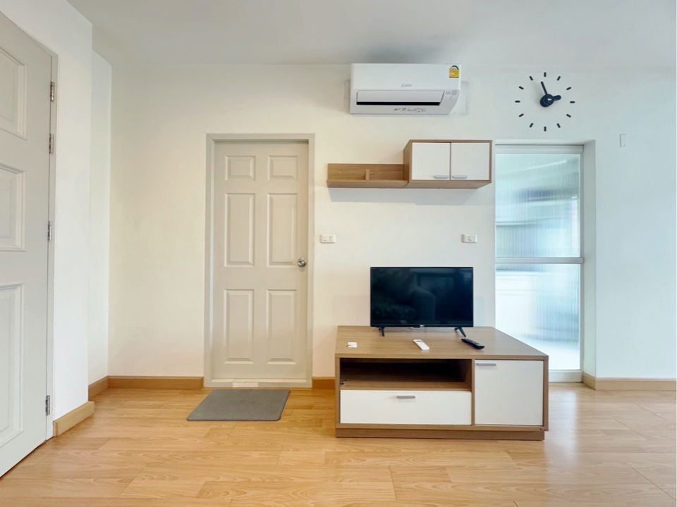 picture For rent Life @Ratchada Ready to move in - 10/16