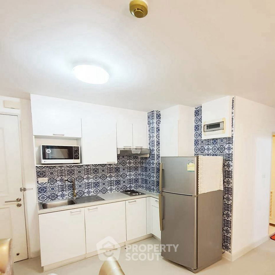 picture 2-BR Condo at The Clover Thonglor Residence near BTS Thong Lor (ID 2472260) - 3/5