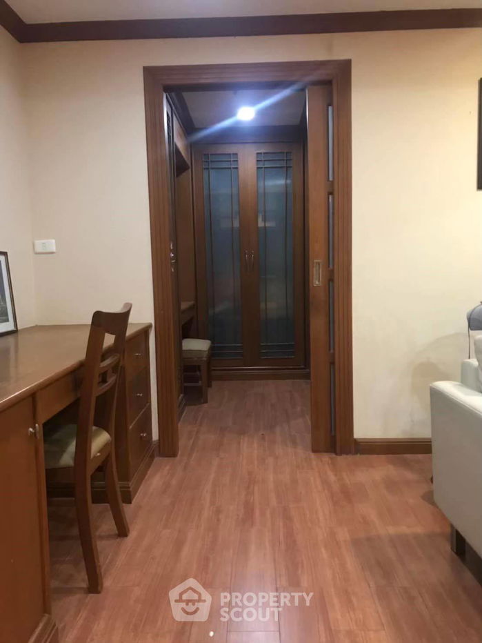 picture 2-BR Condo at The Trendy Condominium near BTS Nana (ID 1472040) - 5/7