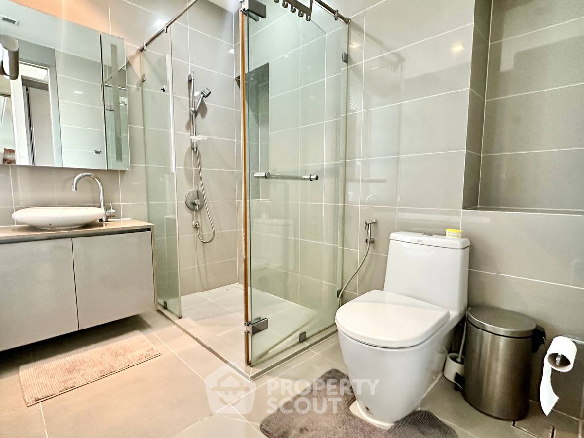 picture 2-BR Condo at M Silom near BTS Chong Nonsi (ID 1954817) - 7/14