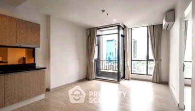 Condos for sale : 1-BR Condo at Up Ekamai near ARL Ramkhamhaeng (ID 2455302)