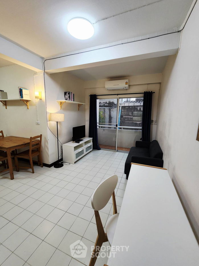 รูป คอนโด 2-ห้องนอน ที่ โมเดิร์นโฮมเพลส ใน สวนหลวง (ID 2473314) - รูปที่ 6/8