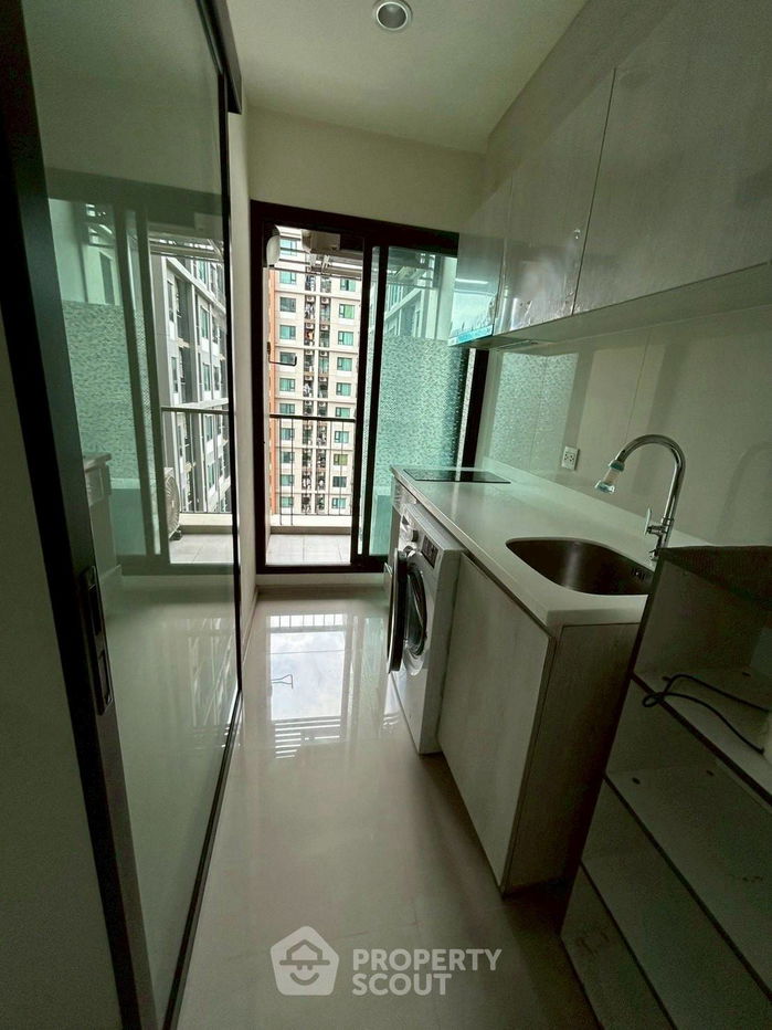 picture 1-BR Condo at Life Asoke near ARL Makkasan (ID 2461158) - 3/4