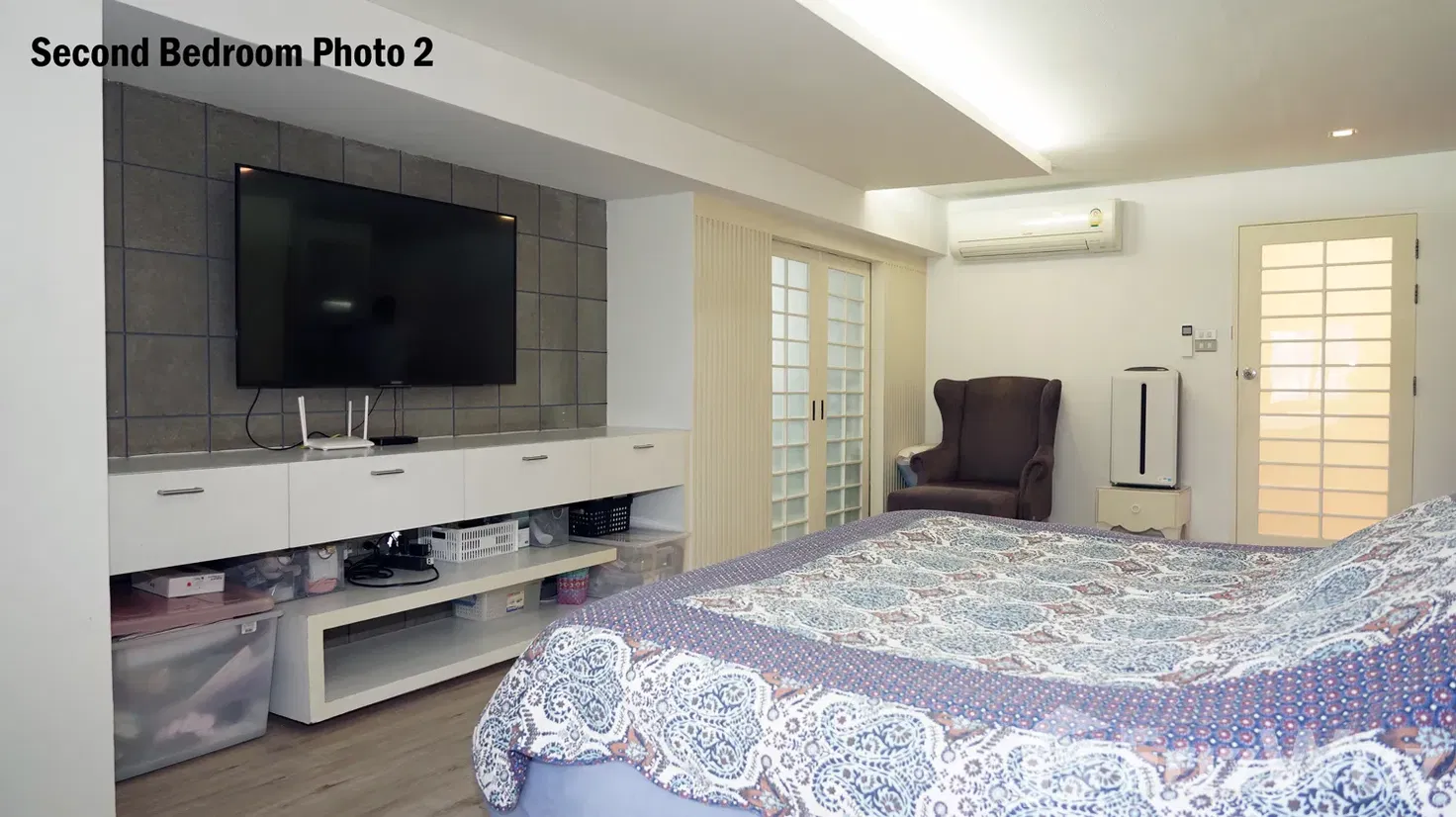 picture Spacious Full-Floor Luxury Condo on Trendy Soi Chitlom 5902833 - 12/18