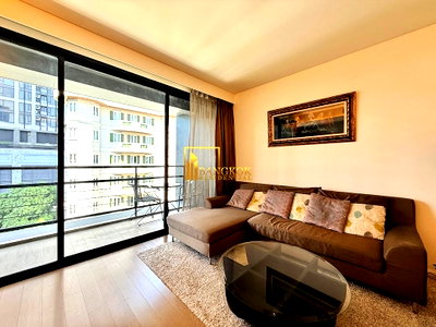 คอนโดให้เช่า : Mode Sukhumvit 61 | Elegant 2 Bedroom Condo in Ekkamai - BR4161CD