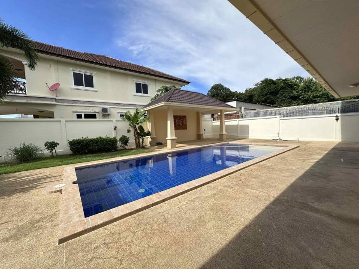 picture Large Pool Villa in Pattaya for Sale in Pattaya near HIGATE International school - 5/32