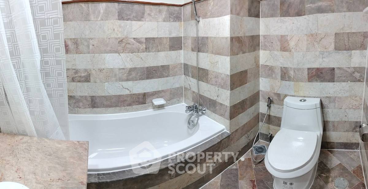 picture 1-BR Condo at Sukhumvit Suite near BTS Nana (ID 2447982) - 9/9