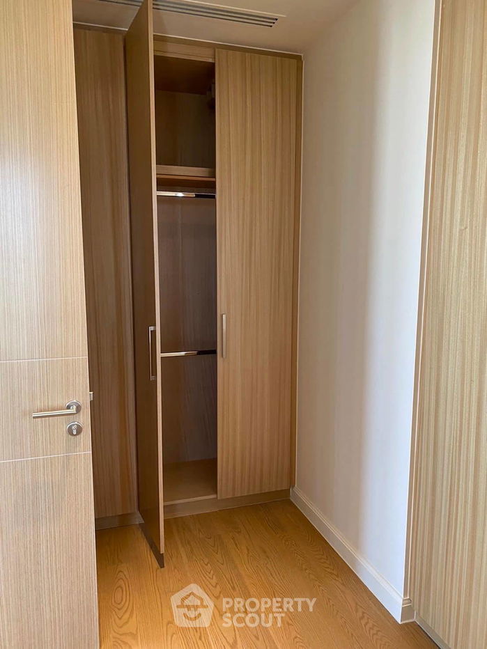 รูป ดูเพล็กซ์ 4-ห้องนอน ที่ แมกโนเลียส์ วอเตอร์ฟรอนท์ เรสซิเดนซ์ ใกล้ BTS สะพานตากสิน (ID 1786334) - รูปที่ 13/15