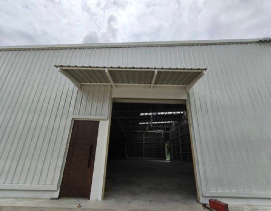 รูป ให้เช่าโกดัง กรุงเทพกรีฑาตัดใหม่ / ซอยกรุงเทพกรีฑา 32 / พื้นที่โกดัง 288 ตารางเมตร /บนพื้นที่ดิน 175 ตารางวา รถเทลเลอร์ เข้าออกได้ - รูปที่ 9/13