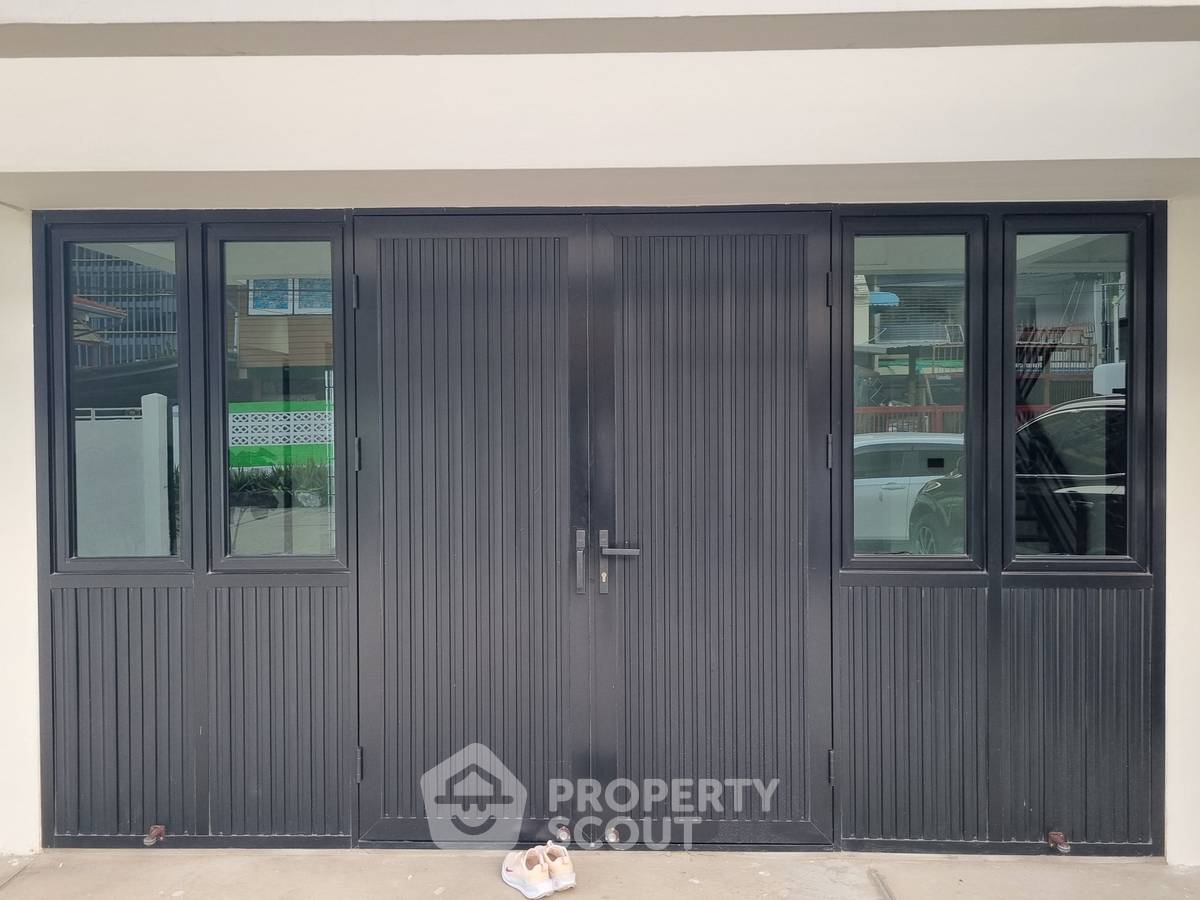 picture 3-BR House in Suan Luang (ID 2475440) - 8/48