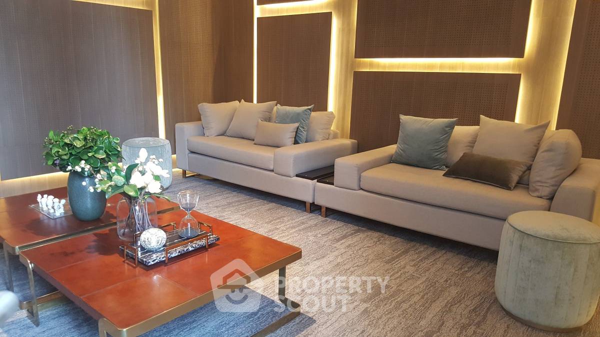 picture 1-BR Condo at Circle Sukhumvit 11 near BTS Nana (ID 985197) - 8/12
