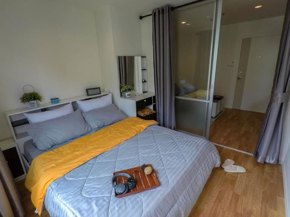 picture Hot Deal! Beautiful corner unit with an open view at Lumpini Park Nawamin–Si Burapha. Comes with 2 air conditioners and full electrical appliances. - 4/13