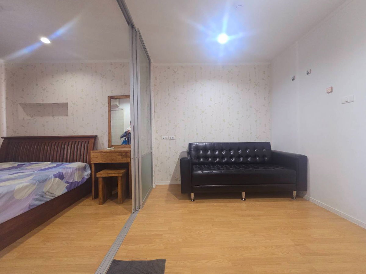 picture ðŊ Urgent Rental: Lumpini Place Srinakarin-Hua Mak, 1 Bedroom (28 sq.m.), only 9,500 THB. Convenient location, near Airport Link Hua Mak station. - 2/6