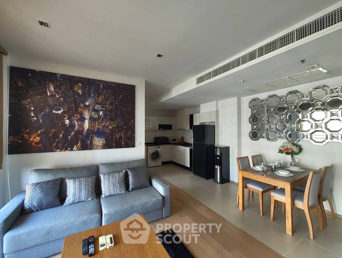 รูป คอนโด 2-ห้องนอน ที่ เอช คิว ทองหล่อ ใกล้ BTS ทองหล่อ (ID 1535905) - รูปที่ 2/11