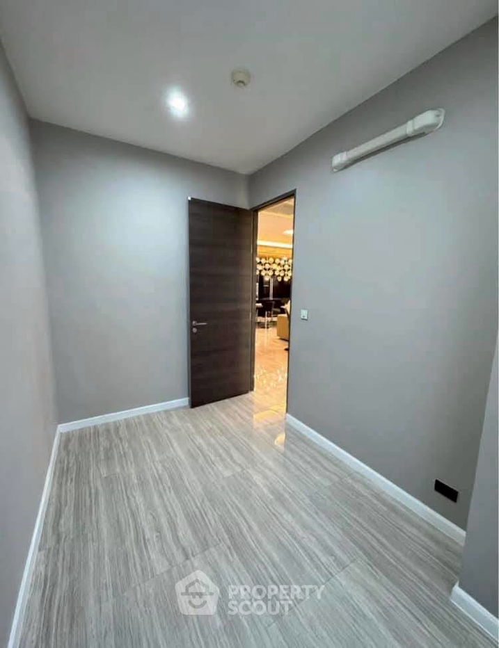 picture 3-BR Condo at Citi Smart Sukhumvit 18 near BTS Asok (ID 2473708) - 15/20