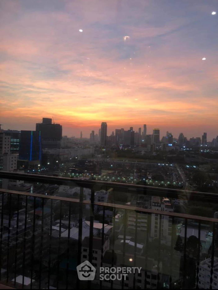 รูป คอนโด 1-ห้องนอน ที่ ออกัสตัน สุขุมวิท22 ใกล้ MRT ศูนย์การประชุมแห่งชาติสิริกิติ์ (ID 1412469) - รูปที่ 10/13