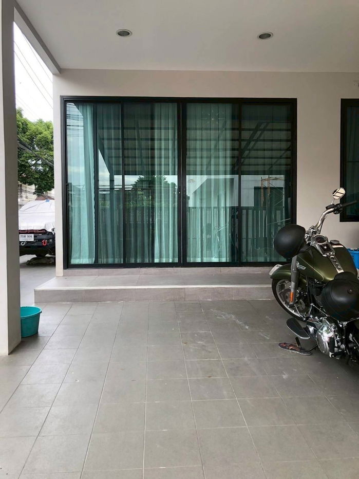 รูป 075AGNT🏡 ขายทาวน์โฮม 3 ชั้น หลังมุม 45 ตร.ว. | 4 ห้องนอน 5 ห้องน้ำ | ทำเลปุณณวิถี - รูปที่ 5/8