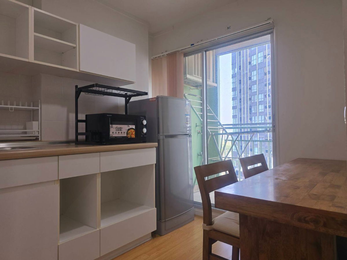 picture ðŊ Urgent Rental: Lumpini Place Srinakarin-Hua Mak, 1 Bedroom (28 sq.m.), only 9,500 THB. Convenient location, near Airport Link Hua Mak station. - 5/6