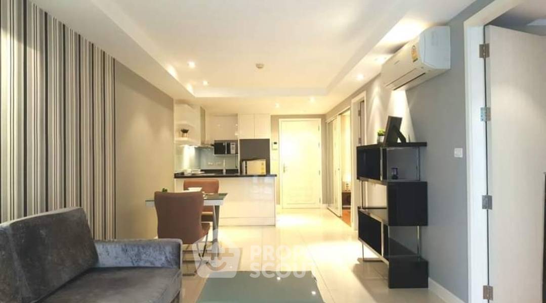 picture 2-BR Condo at Le Nice Ekkamai Condominium near BTS Ekkamai (ID 1372577) - 1/12