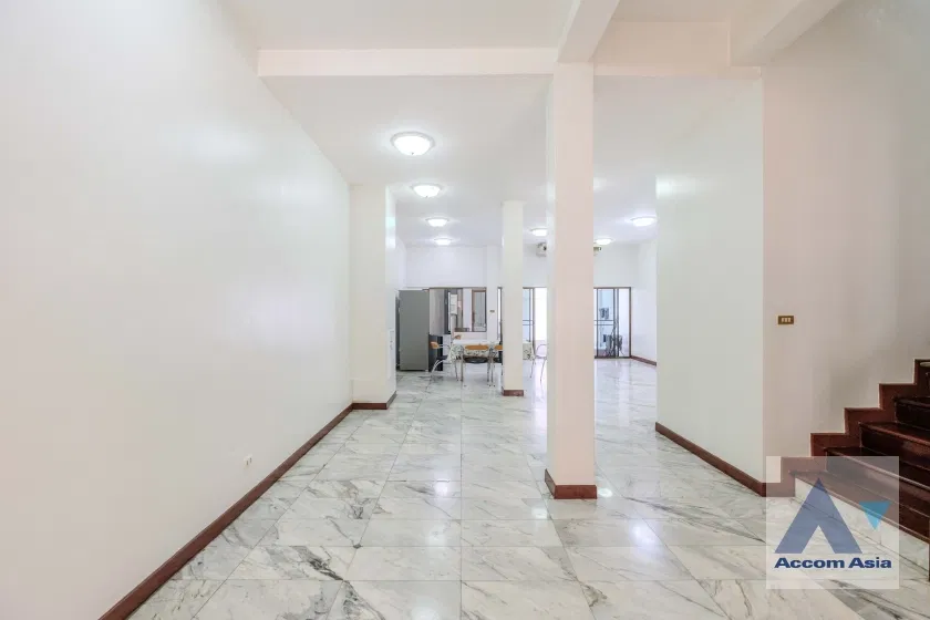 รูป 🔼🔽 AccomA 📩 4 BR Townhouse @Yenakart Residence (120058) - รูปที่ 11/20