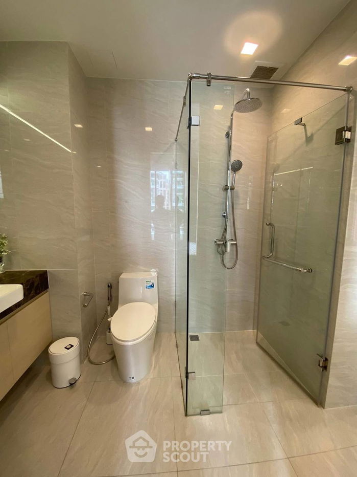 รูป คอนโด 1-ห้องนอน ที่ โนเบิล สเตท 39 ใกล้ BTS พร้อมพงษ์ (ID 2469172) - รูปที่ 7/8