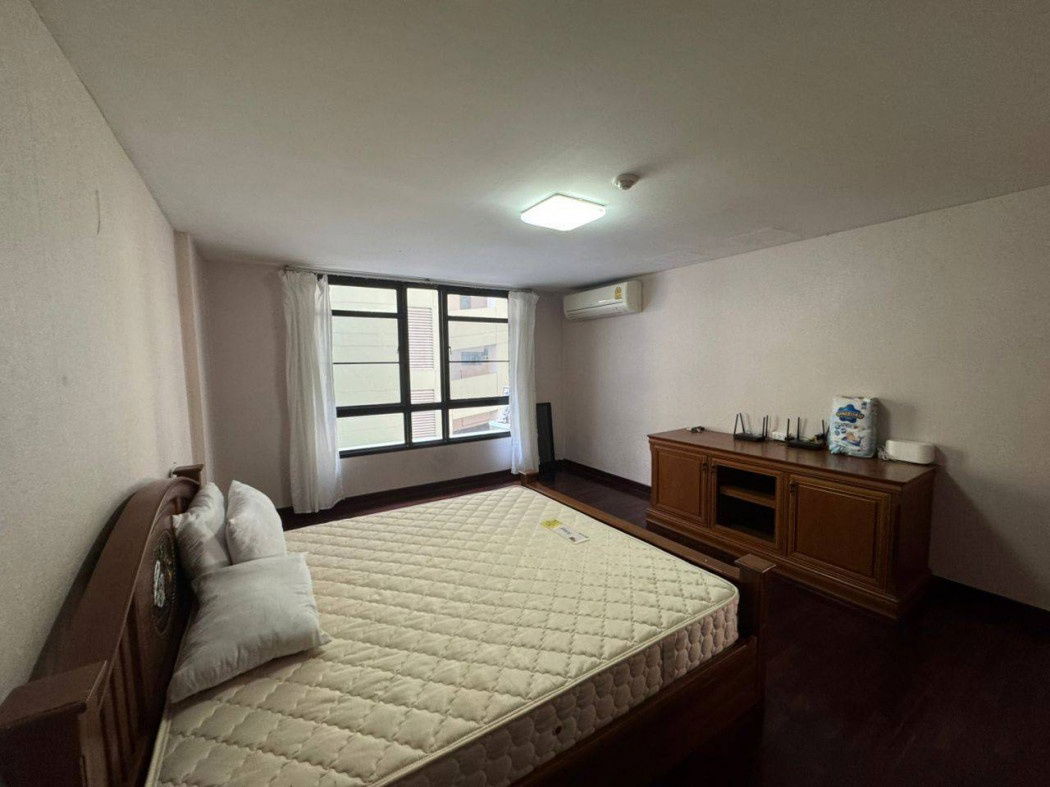 รูป ให้ เช่าคอนโดห้องชุด​ Baan​ Chan​ Condominium​ 145 ตร.ม​ 3​ นอน​ 2​ น้ำ พร้อมเฟอร์ ใกล้​ BTS​ ทองหล่อ - รูปที่ 5/7