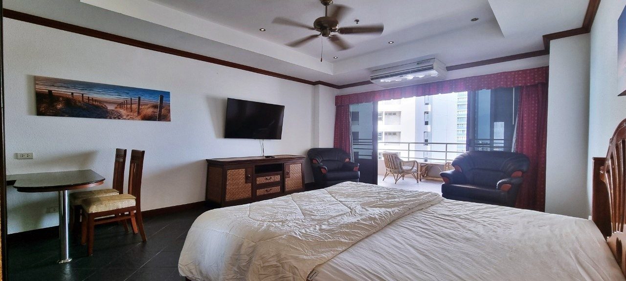 picture View Talay 3 Condo Studio for Sale - 5/13