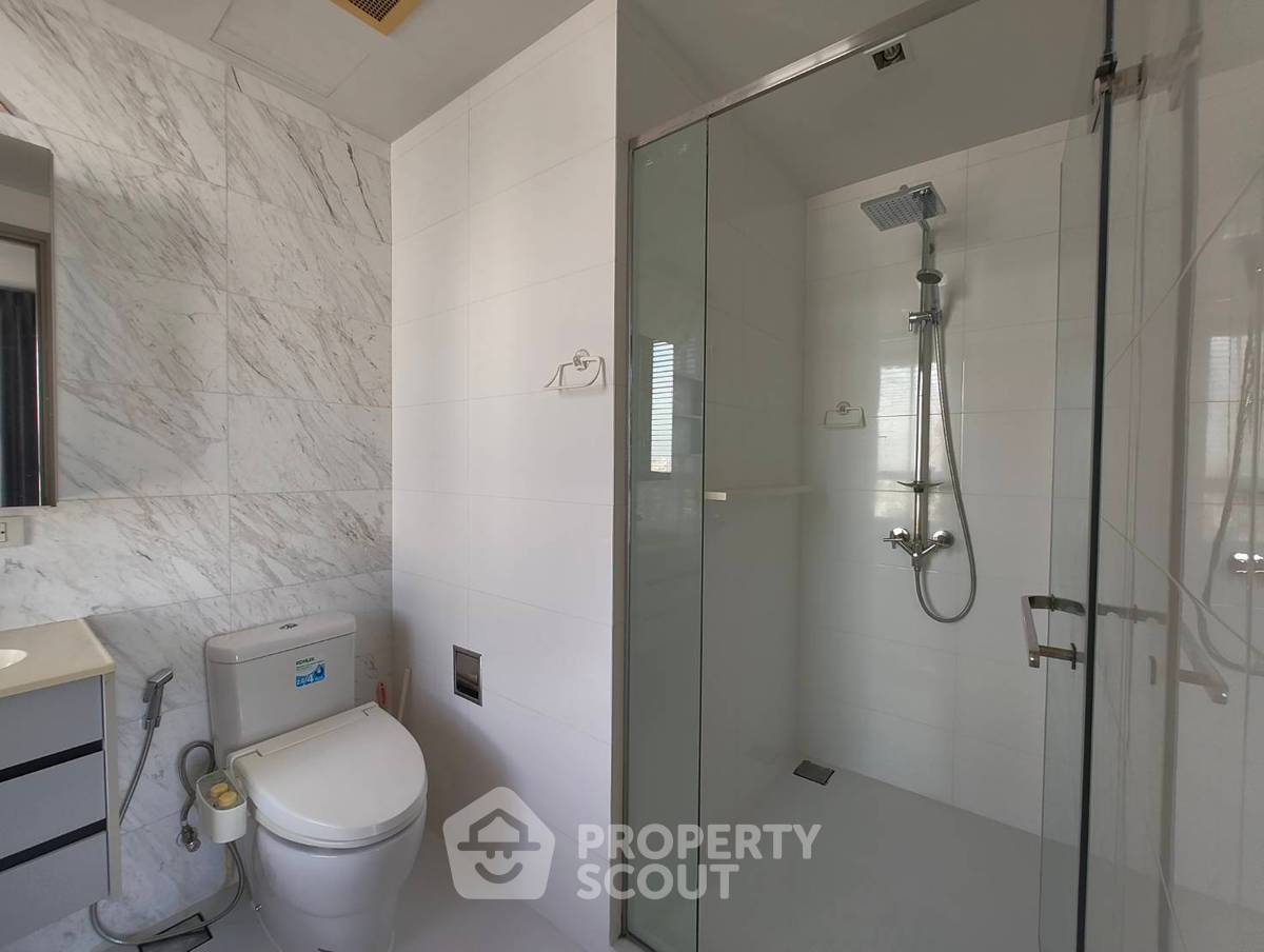 รูป คอนโด 2-ห้องนอน ที่ เอช คิว ทองหล่อ ใกล้ BTS ทองหล่อ (ID 1535905) - รูปที่ 10/11